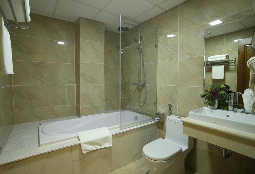 هتل West Lake Homes