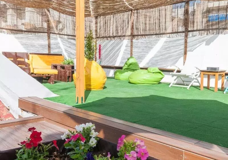 The Nomad Hostel&pension