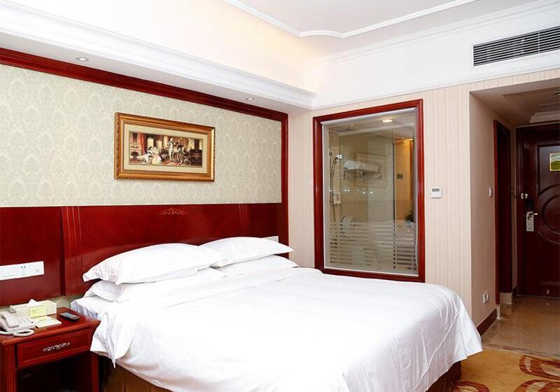 Vienna Hotel Shenzhen Futian Bagua Road