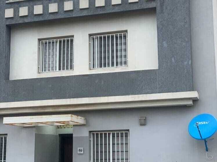 تختخواب و صبحانه Jasmine Estate Dawaki Hillside