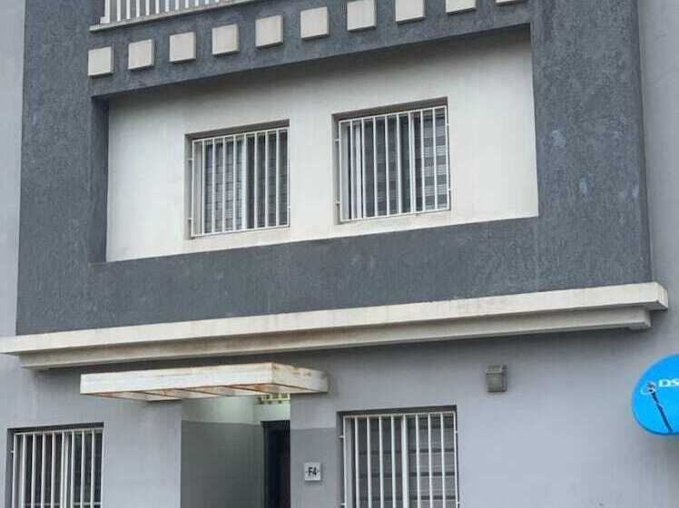 تختخواب و صبحانه Jasmine Estate Dawaki Hillside