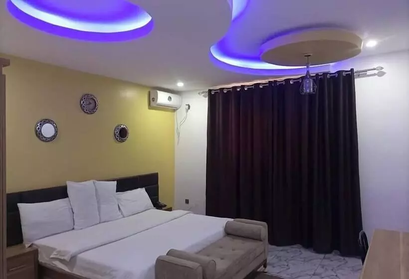 هتل The Kramius Luxury Inn Jos