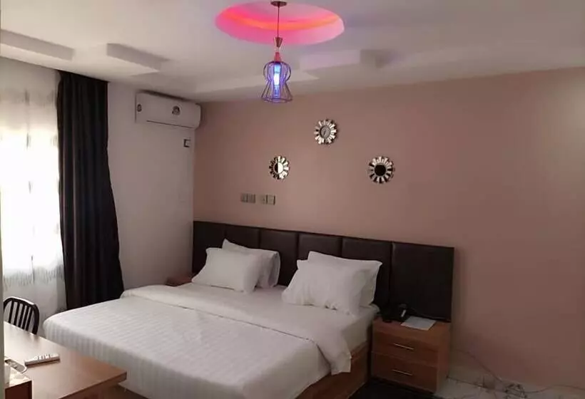 هتل The Kramius Luxury Inn Jos