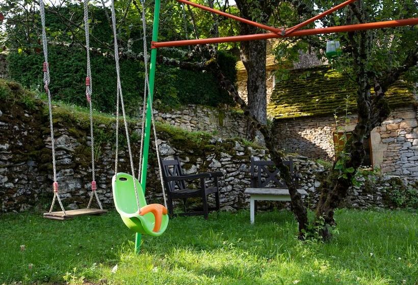 住宿加早餐  Chambre D'hôtes La Rossillonie