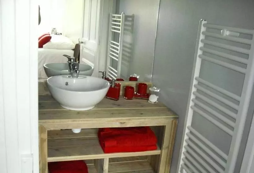 Aamiaismajoitus (B&B) Chambres D'hotes Noir Lion