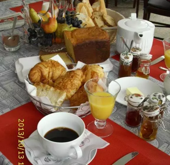 Aamiaismajoitus (B&B) Chambres D'hotes Noir Lion