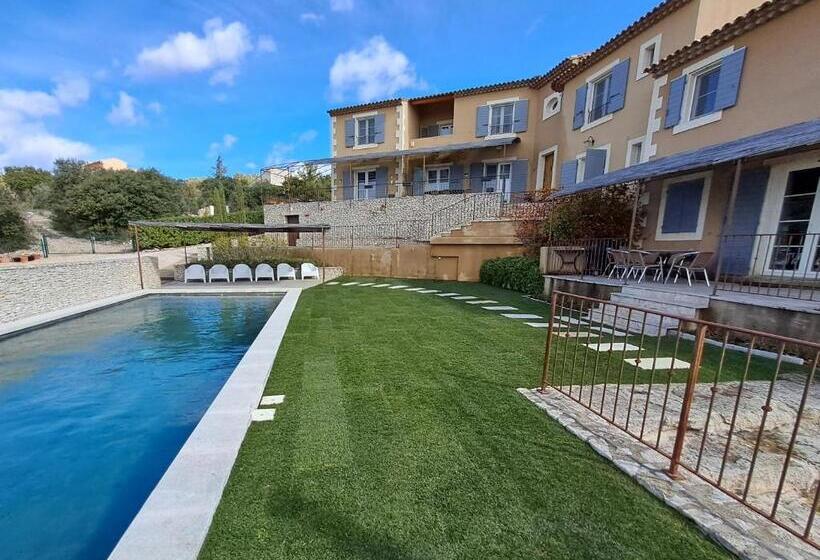 ベッドアンドブレックファースト Les Grenadiers De Saint Sat