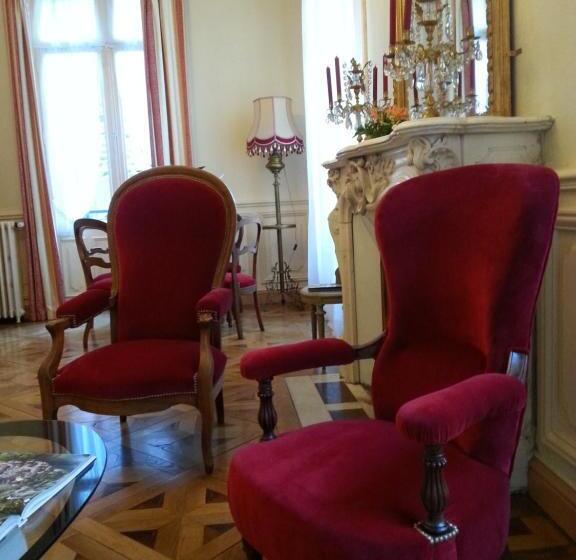 ベッドアンドブレックファースト La Maison D'adelaïde