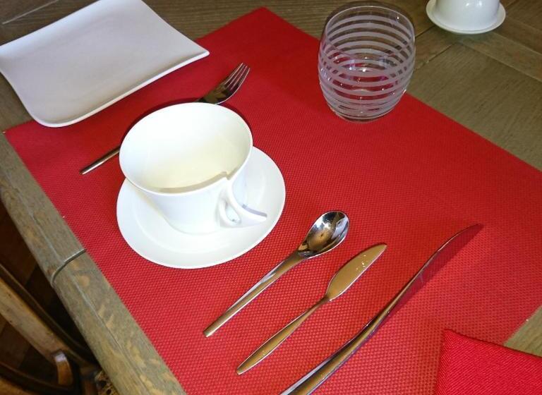 ベッドアンドブレックファースト La Maison D'adelaïde