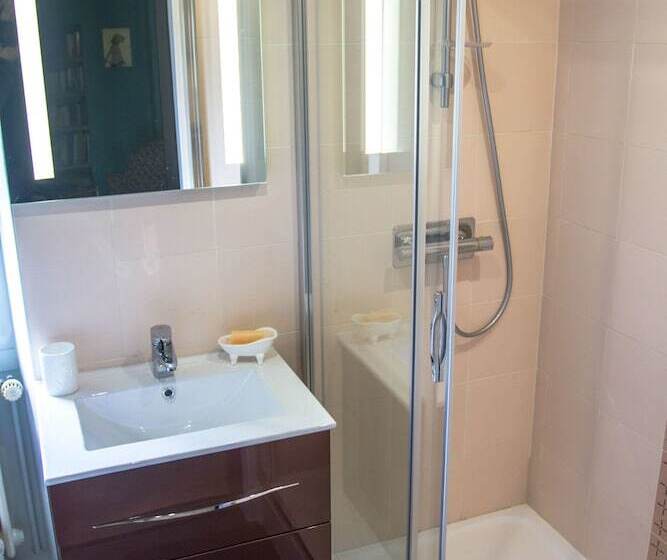 צימר La Petite Maison Pres De L Eglise