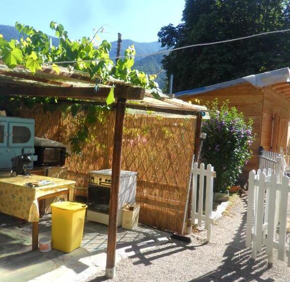 ベッドアンドブレックファースト La Vieille Maison Biselli