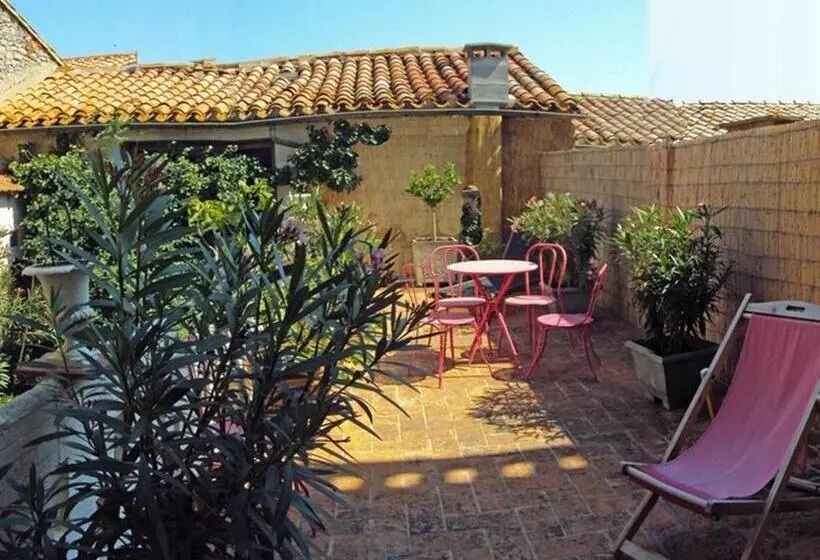 Aamiaismajoitus (B&B) Les Chambres Des Dames