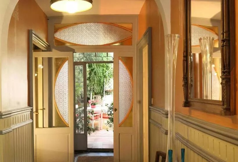 Aamiaismajoitus (B&B) Les Chambres Des Dames