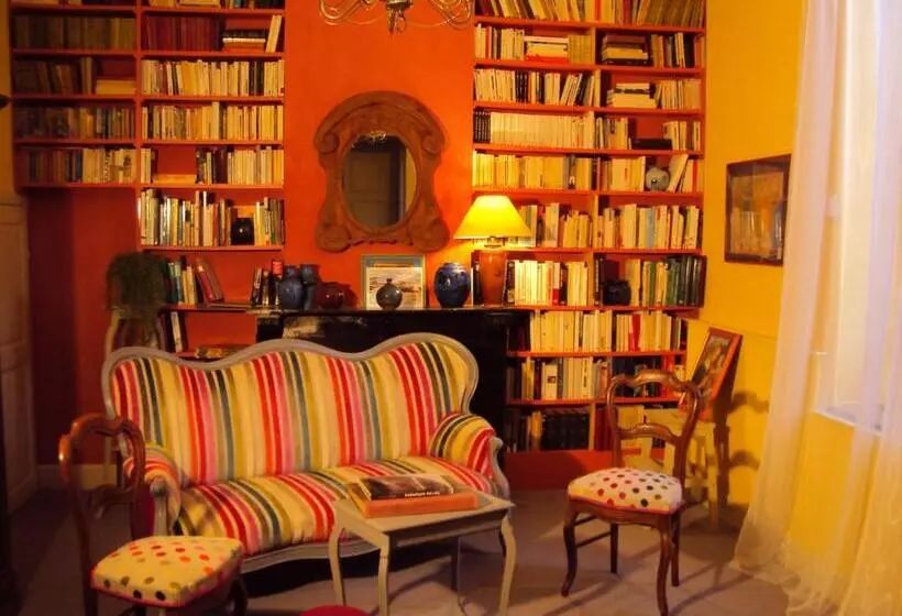 Aamiaismajoitus (B&B) Les Chambres Des Dames
