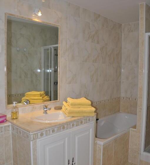 مبيت وإفطار Les Cigales