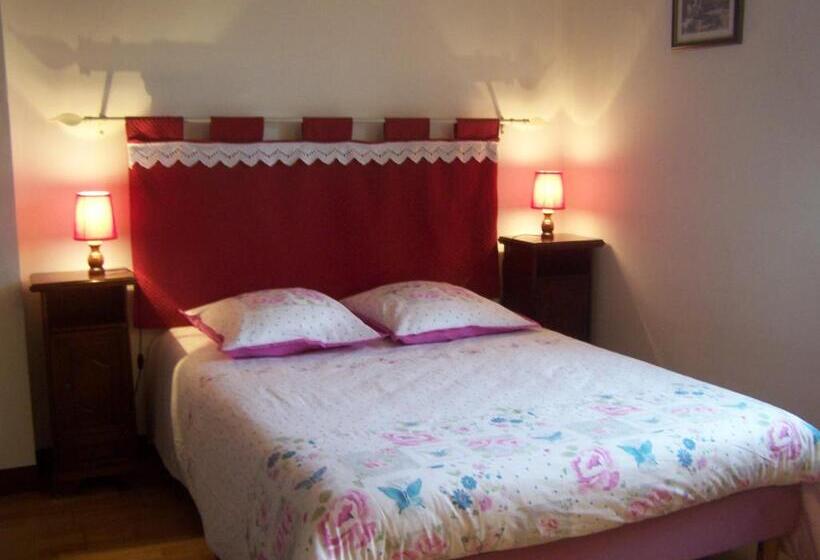 مبيت وإفطار Les Cigales