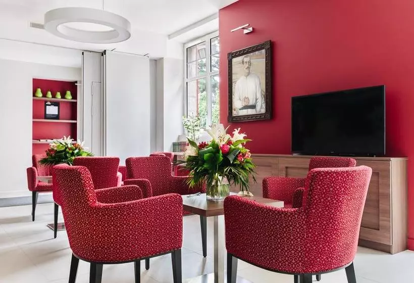 Hotelli Café Du Trinquet