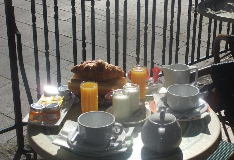 בית מלון כפרי Café Du Trinquet