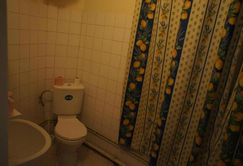 هتل Hôtel De La Renaissance