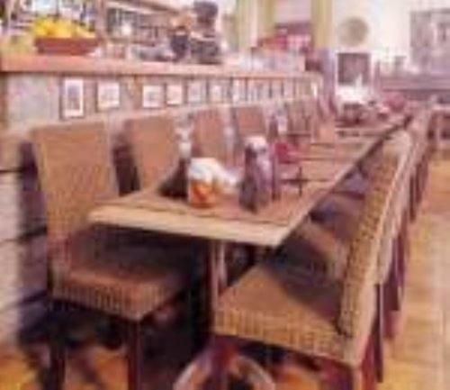 ホテル Hôtel Restaurant L'aiglon