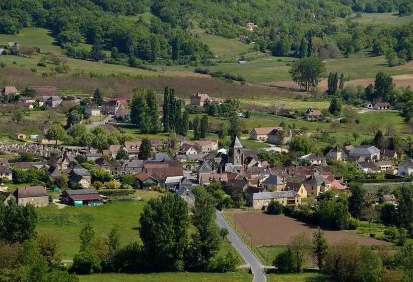 Hotelli Hôtel Restaurant Le Rouffillac