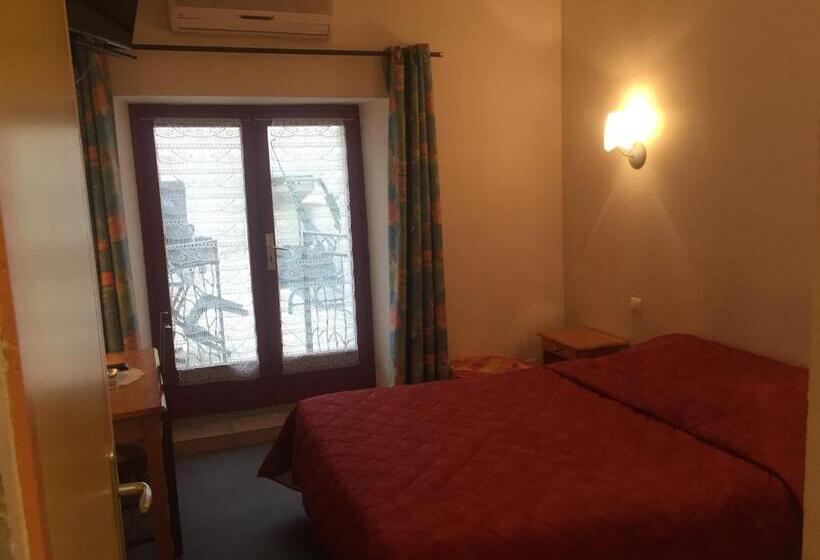 בית מלון כפרי Le Bilboquet