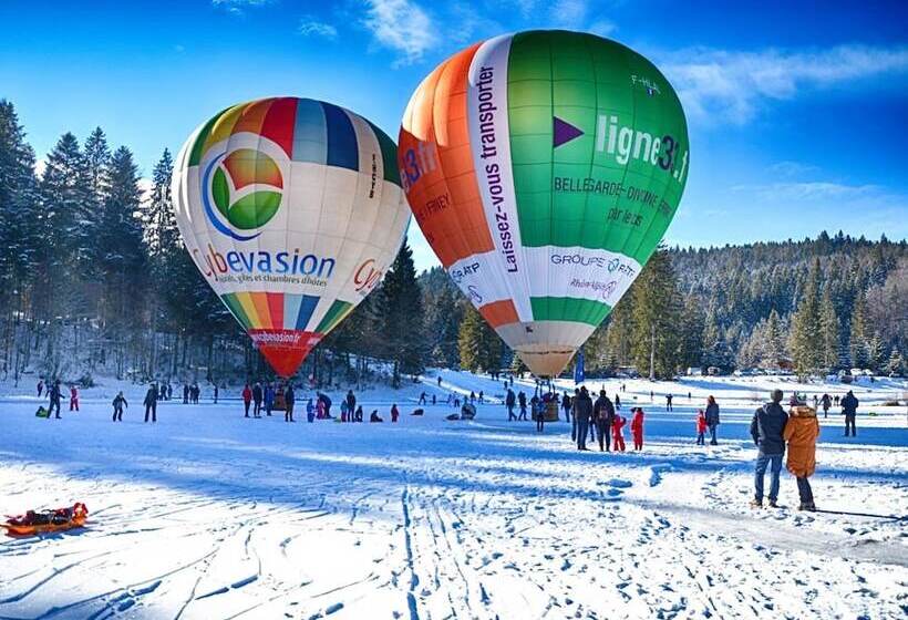 مبيت وإفطار A La Grenouille Du Jura