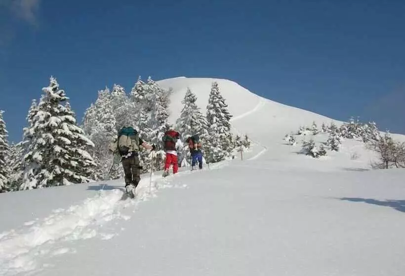 Aamiaismajoitus (B&B) A La Grenouille Du Jura