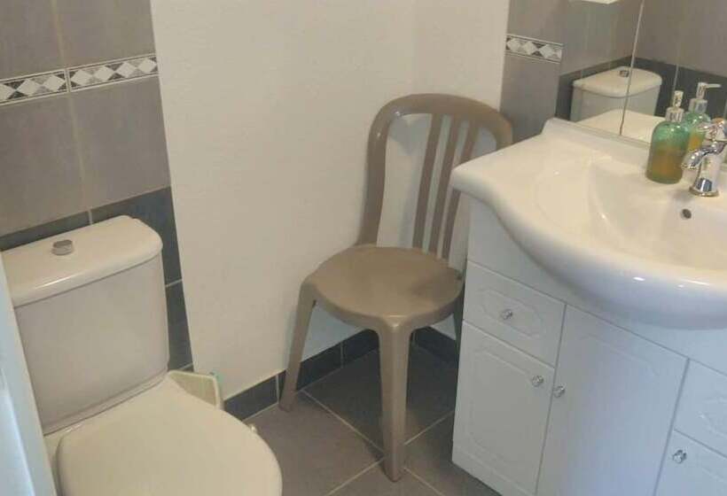 مبيت وإفطار A La Grenouille Du Jura