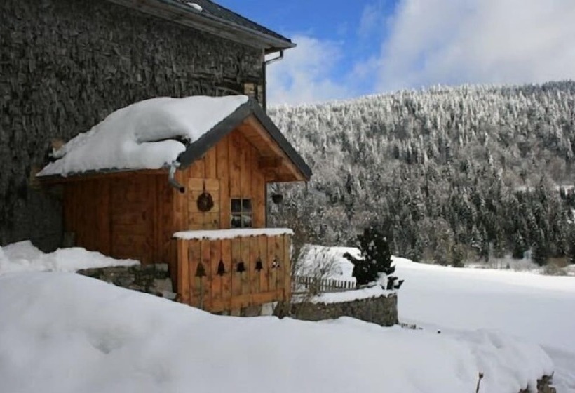 住宿加早餐  Chambre D Hotes La Marténie