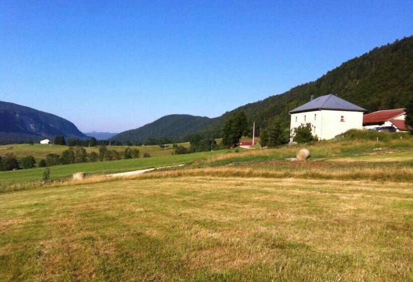 住宿加早餐  Chambre D Hotes La Marténie