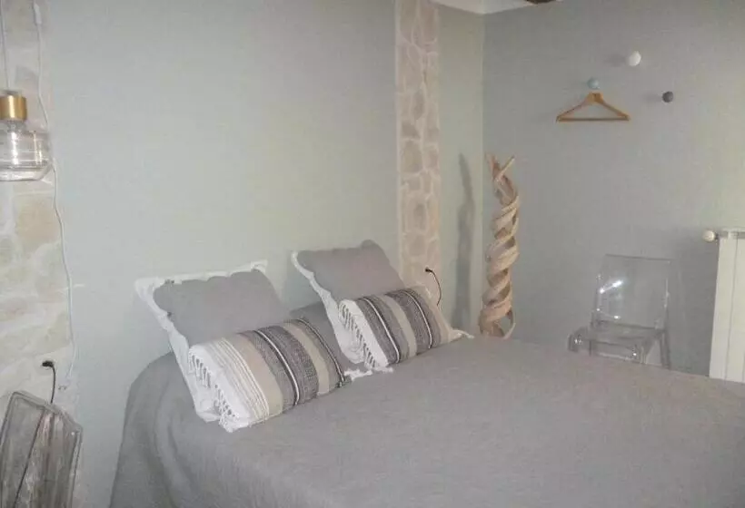تختخواب و صبحانه Chambres D Hôtes La Rose Des Vents