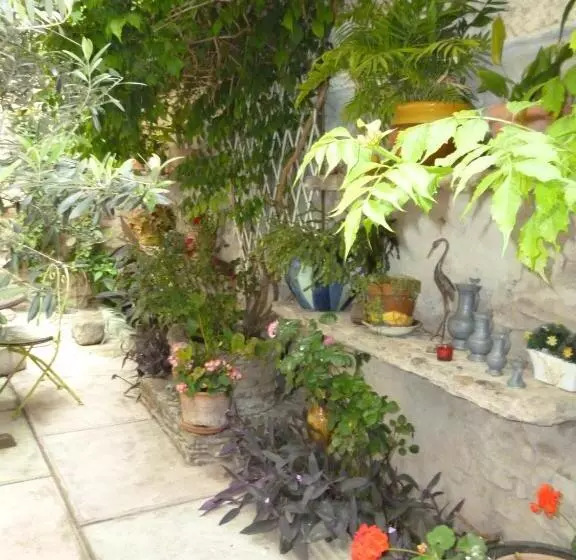 تختخواب و صبحانه Chambres D Hôtes La Rose Des Vents