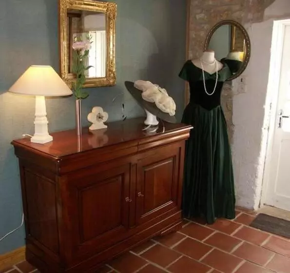 ベッドアンドブレックファースト Chambres D'hôtes La Maline