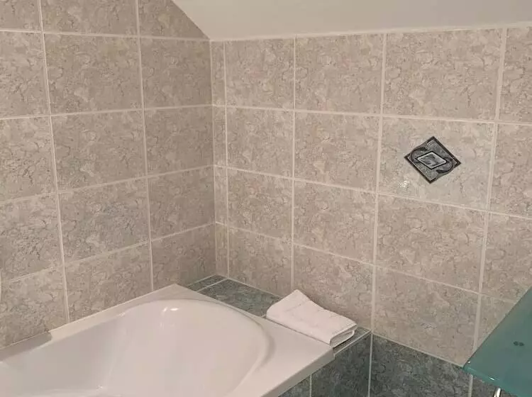ベッドアンドブレックファースト Chambres D Hôtes Le Clos Des 3 Rois