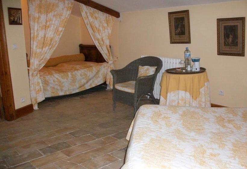 צימר Commanderie Templière De Launaclevieux