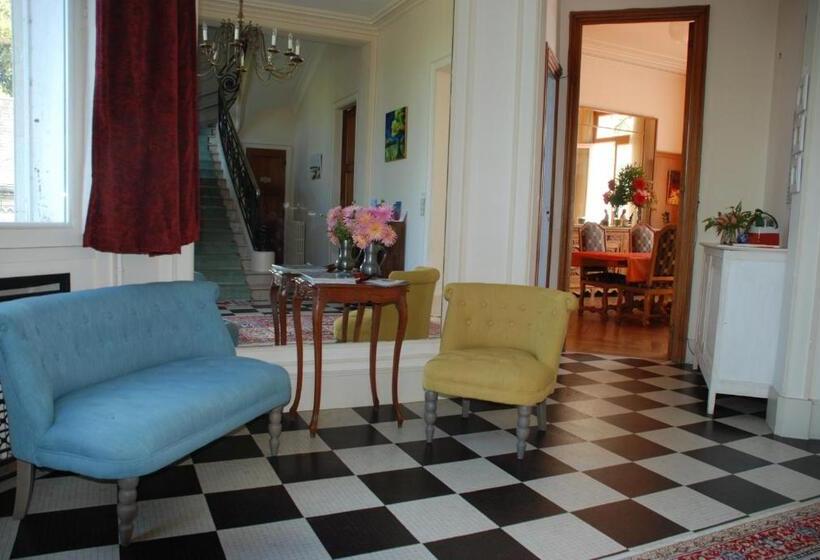 مبيت وإفطار Domaine De L'oie Rouge