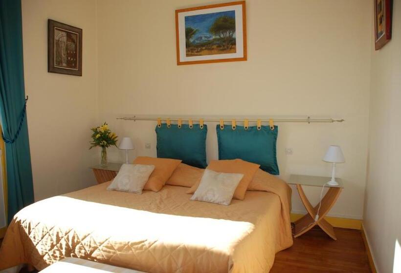 مبيت وإفطار Domaine De L'oie Rouge