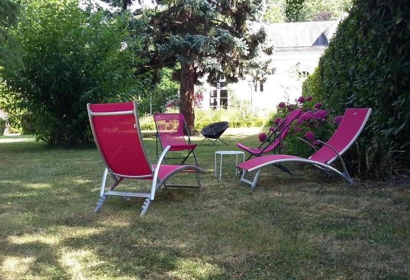 مبيت وإفطار Domaine De L'oie Rouge