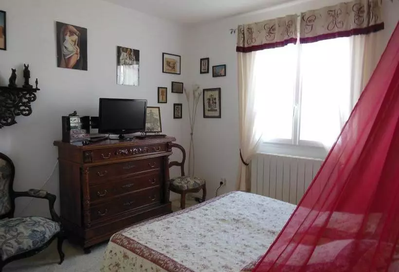 تختخواب و صبحانه ô Doux S Home