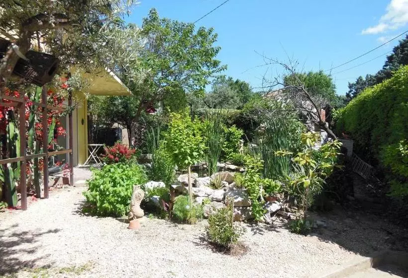 تختخواب و صبحانه ô Doux S Home