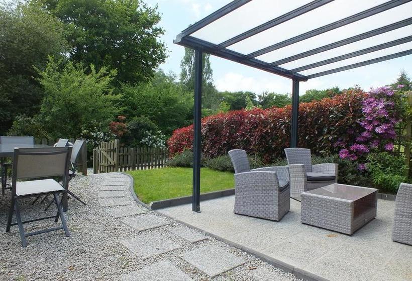 צימר Gites De Lenvos