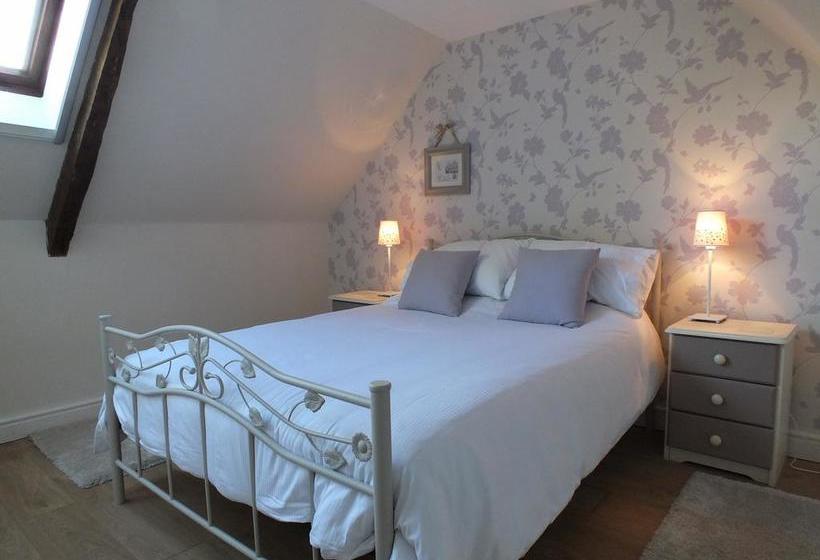 צימר Gites De Lenvos