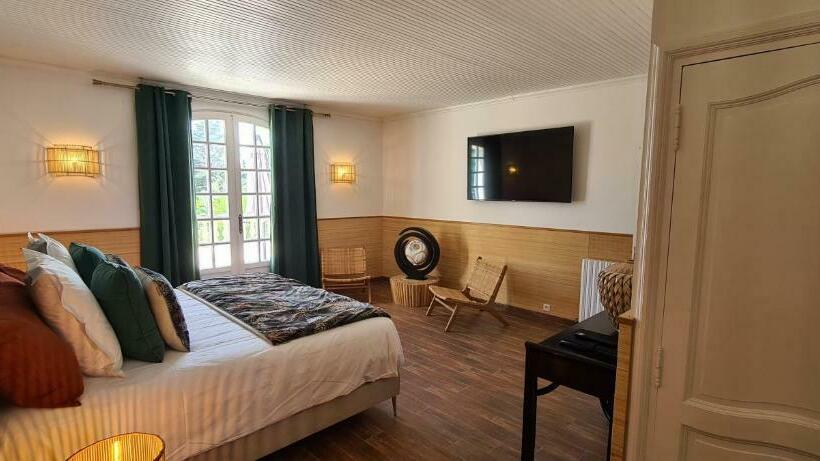 Bed and Breakfast La Demeure De L'arche