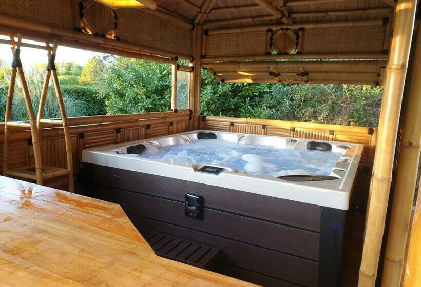 Bed and Breakfast La Demeure De L'arche