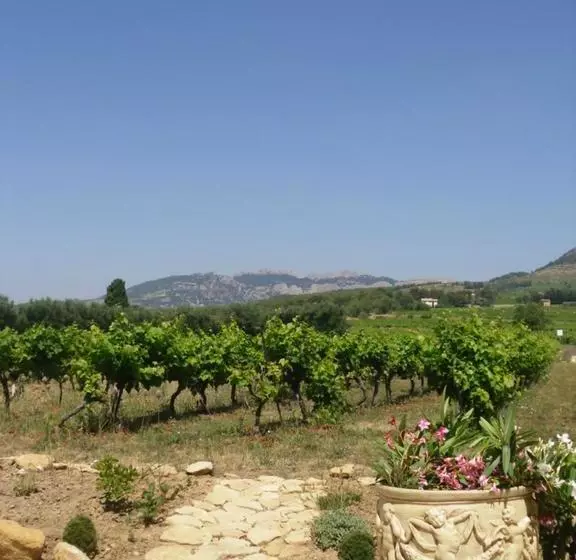 Aamiaismajoitus (B&B) La Dentellière