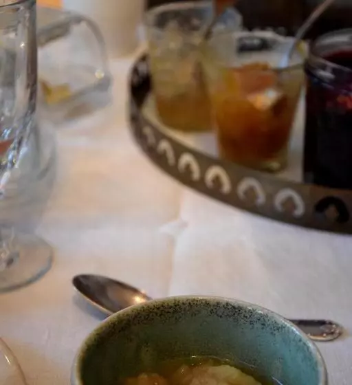 تختخواب و صبحانه La Maison D'a Côté