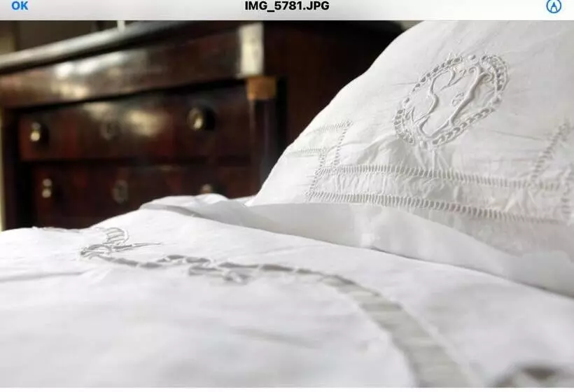 تختخواب و صبحانه La Maison D'a Côté
