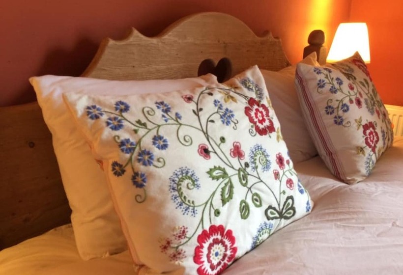 住宿加早餐  Chambre D Hotes La Marténie