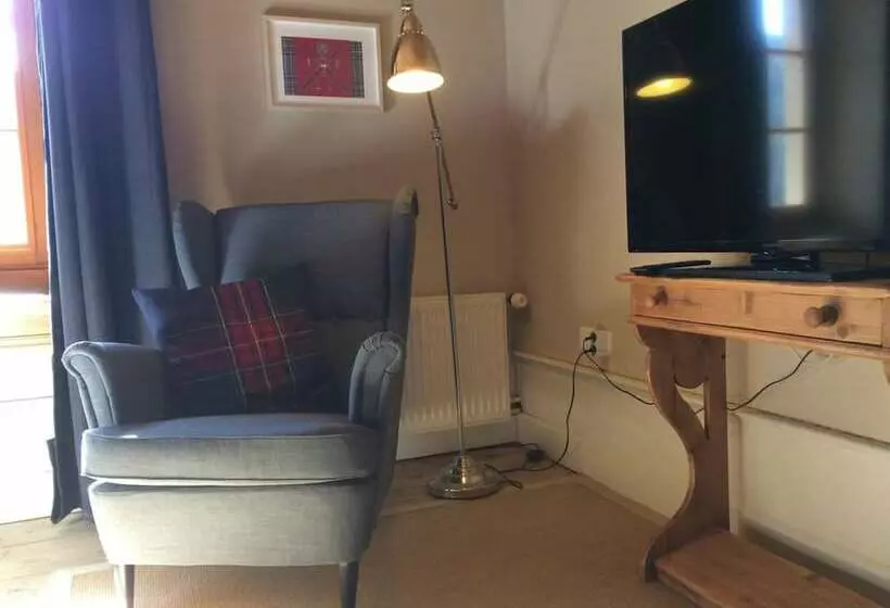 ベッドアンドブレックファースト Chambre D Hotes La Marténie
